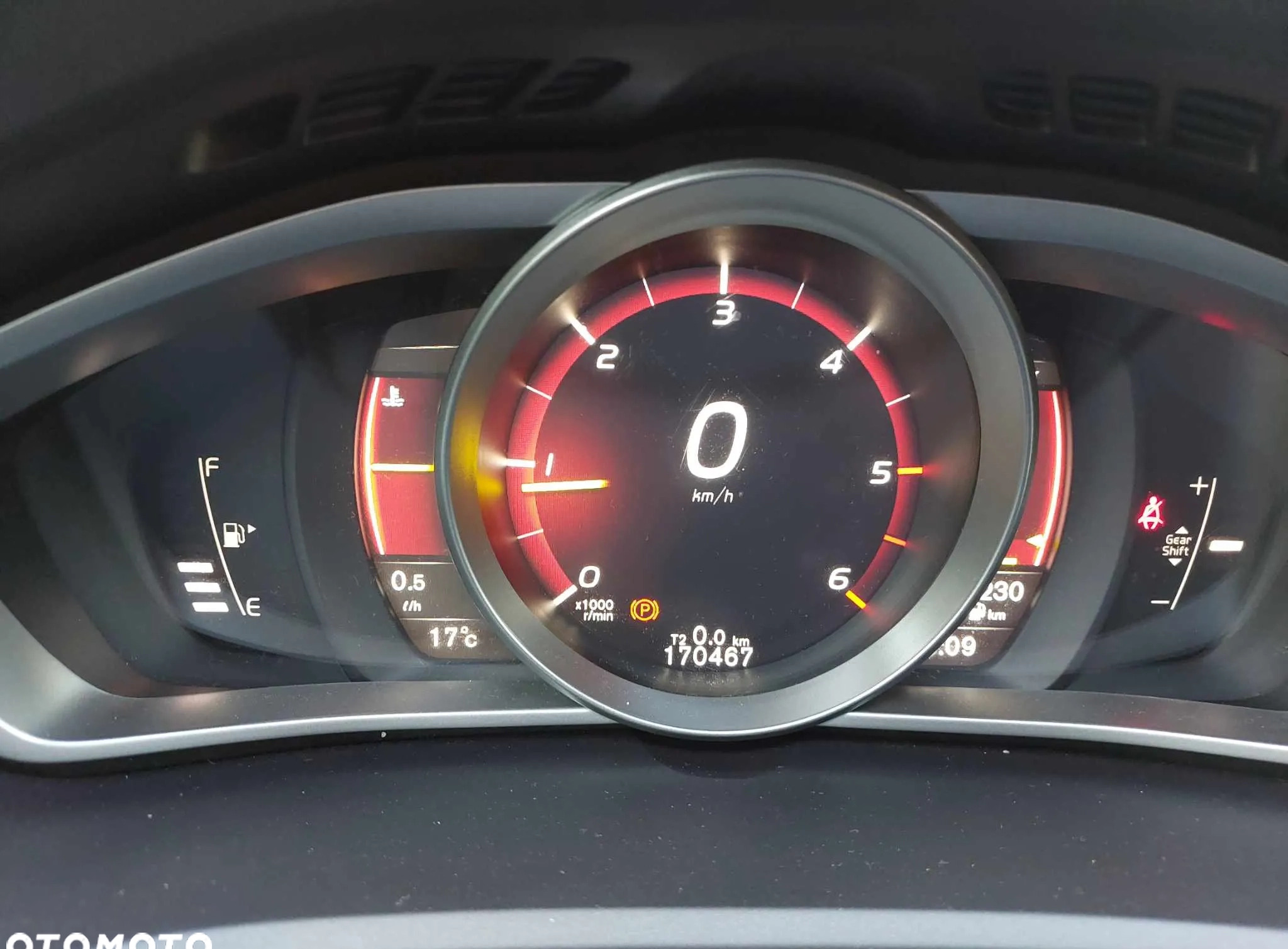 Volvo V40 cena 61500 przebieg: 170454, rok produkcji 2018 z Opole Lubelskie małe 781